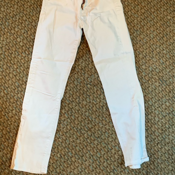 Lucky white capris/ pants - Picture 3 of 3